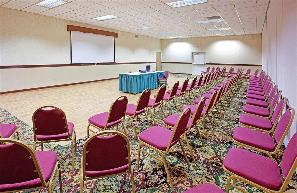 Country Inn & Suites By Radisson, Sidney, Ne Faciliteiten foto