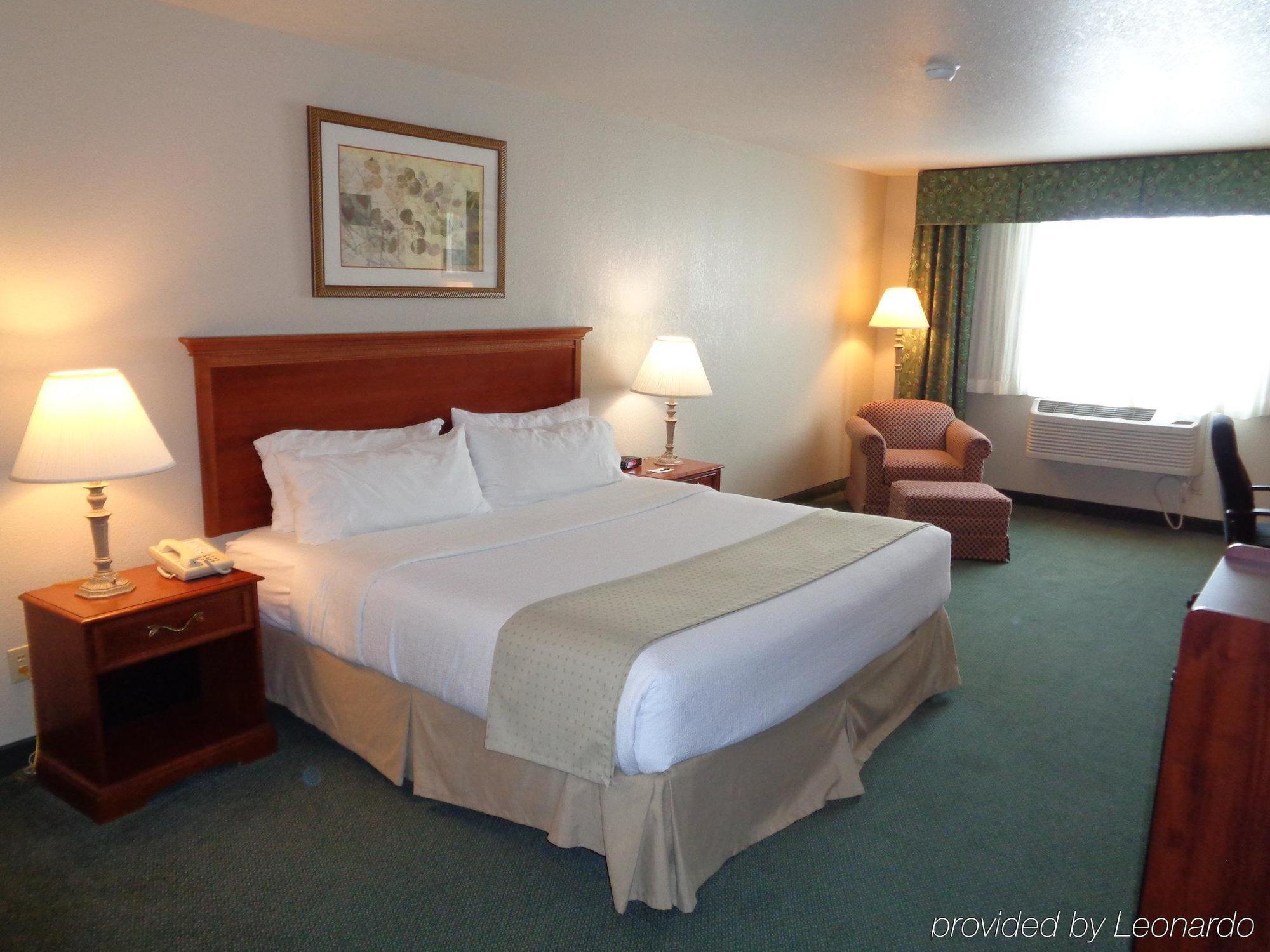Country Inn & Suites By Radisson, Sidney, Ne Buitenkant foto